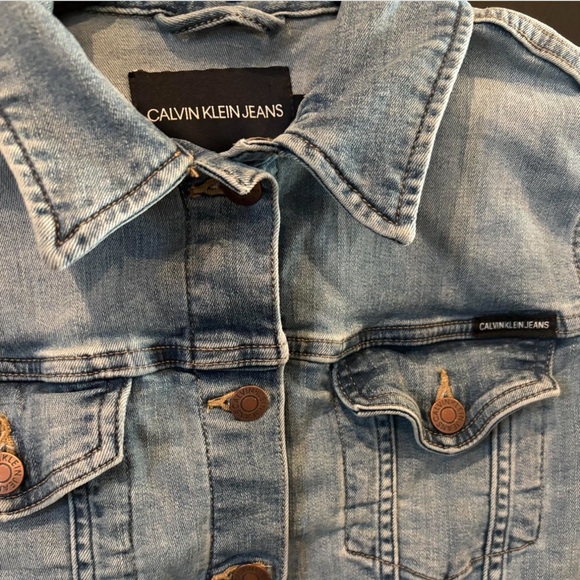 Calvin Klein light blue denim jacket - Picture 2 of 6